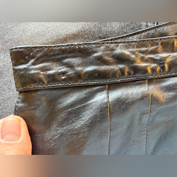 VINTAGE Yvette Bugatti Black Leather Skirt‎ Mini Short Sexy Goth 90s Y2K Size 8 - Picture 11 of 14